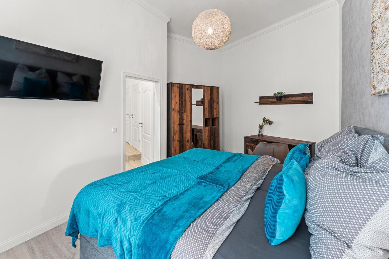 The Mierendorf Hinterhaus, 2 Bed Rooms Up To 4 People Berlim Exterior foto